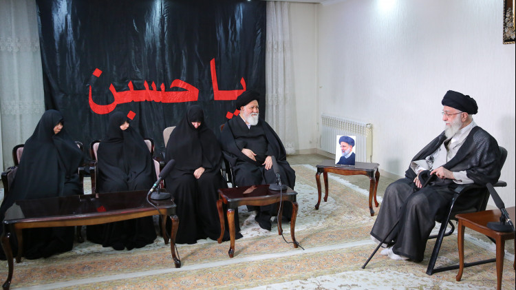 گزیدهای از بیانات در منزل رئیسجمهور شهید حجتالاسلام والمسلمین رئیسی